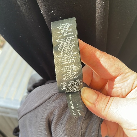 Jessica Howard - Women's Rosette Waterfall-Ruffle Gown Missy Size 6 - Picture 15 of 16